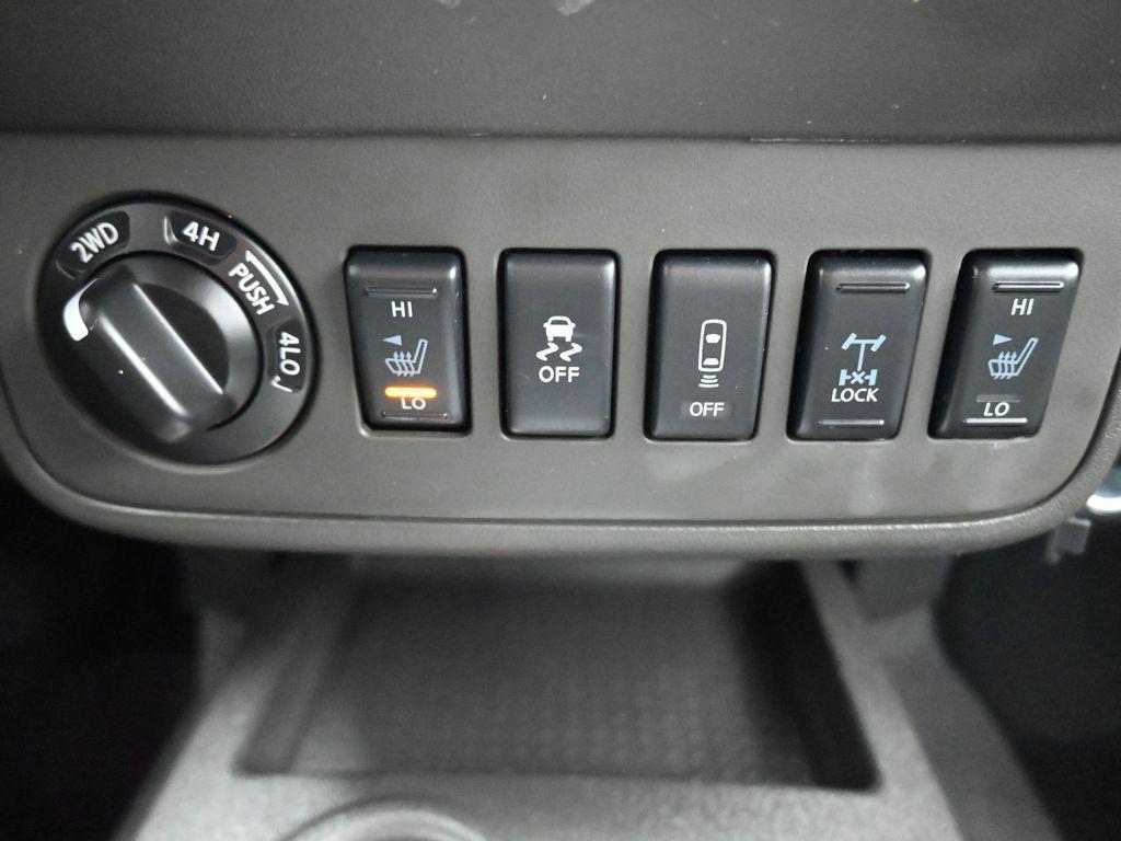 used 2021 Nissan Frontier car, priced at $27,999