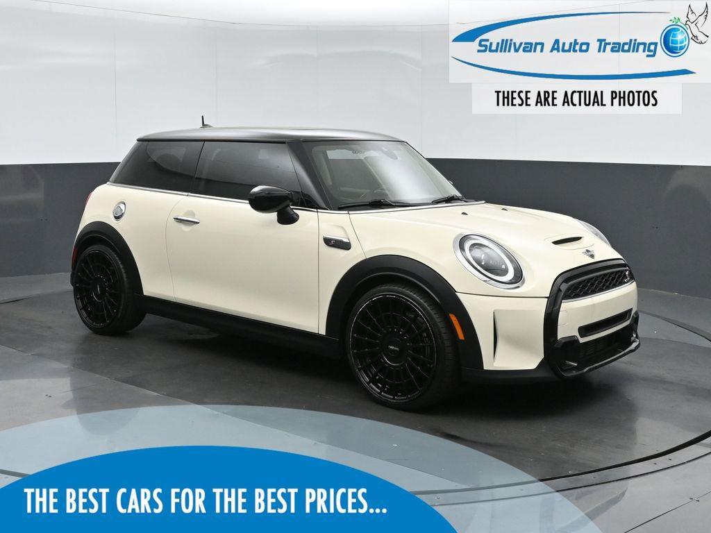 used 2022 MINI Hardtop car, priced at $22,488