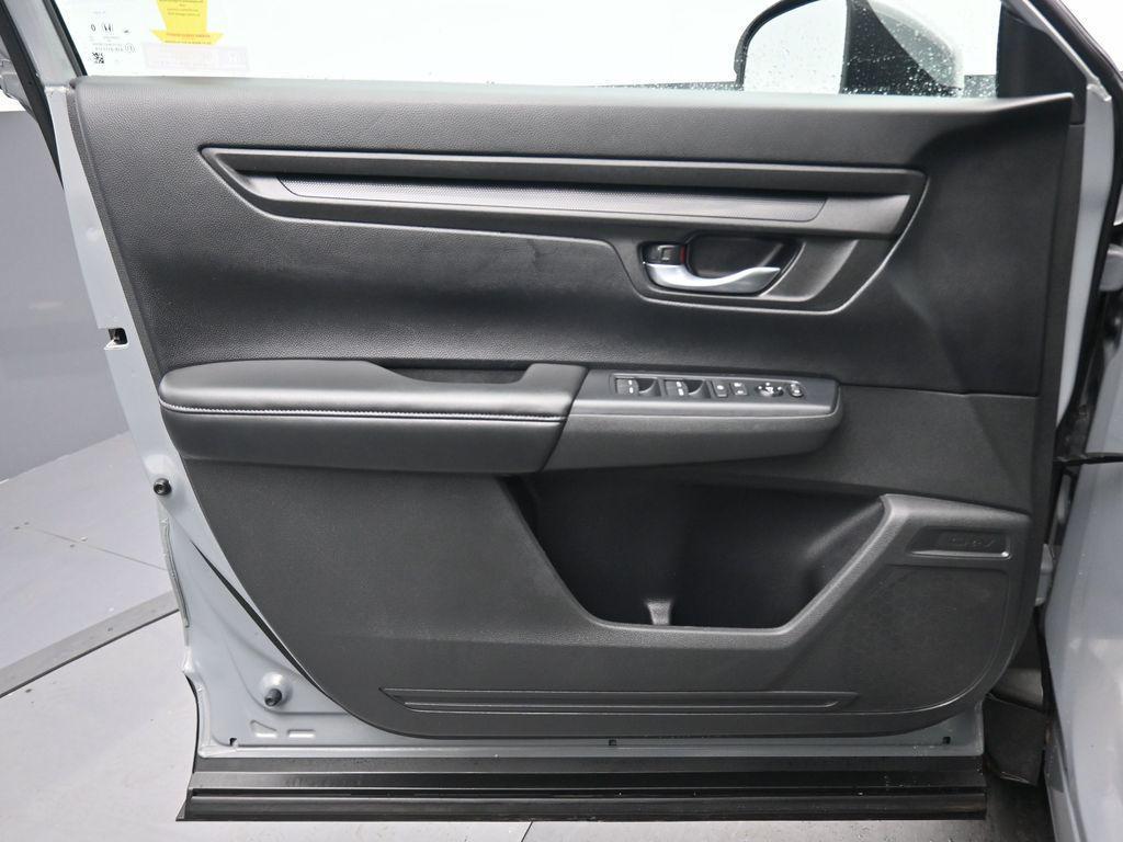 used 2023 Honda CR-V car, priced at $30,998