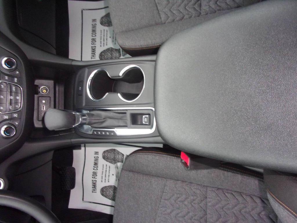 used 2024 Chevrolet Equinox car, priced at $20,999