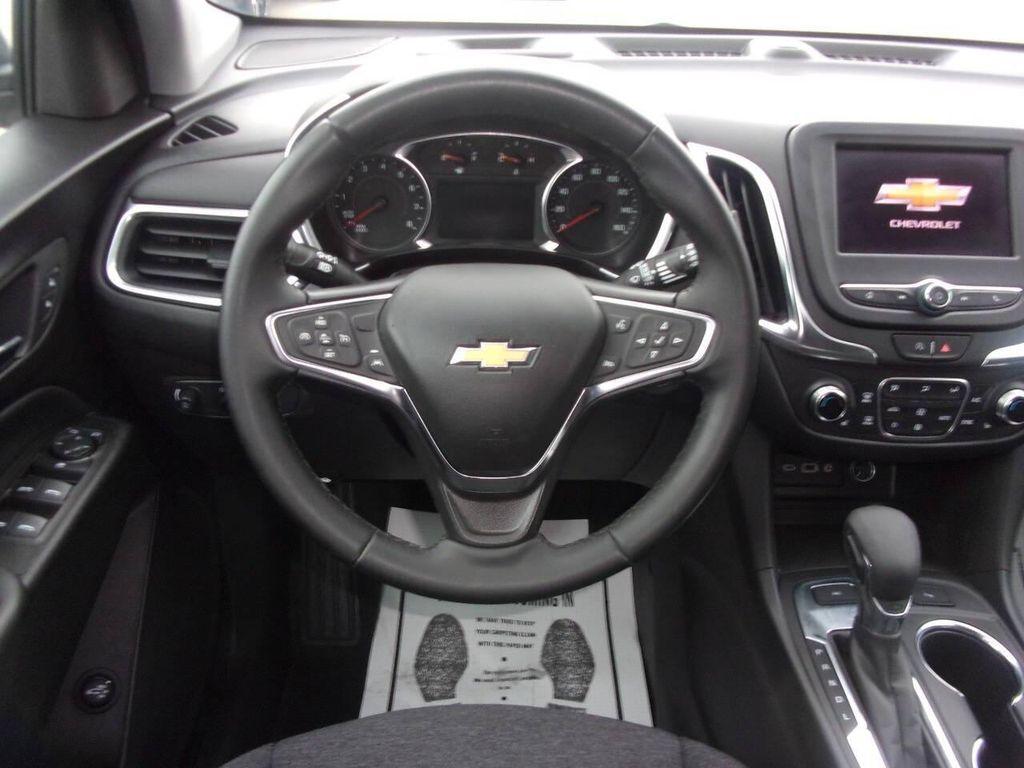 used 2024 Chevrolet Equinox car, priced at $20,999