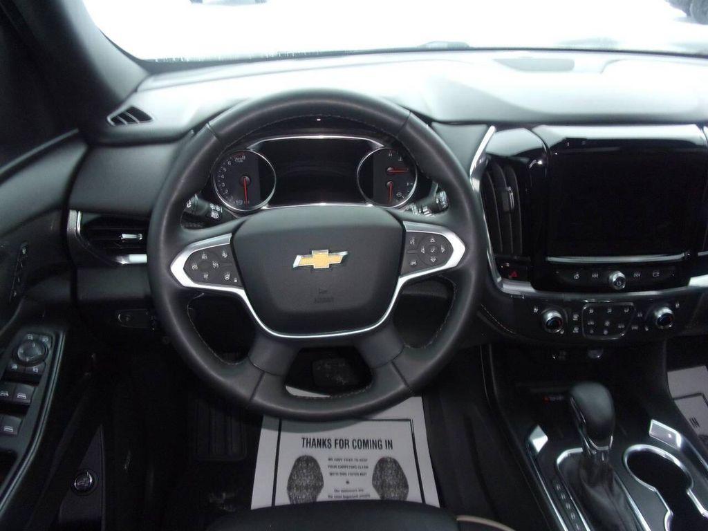 used 2023 Chevrolet Traverse car, priced at $33,999