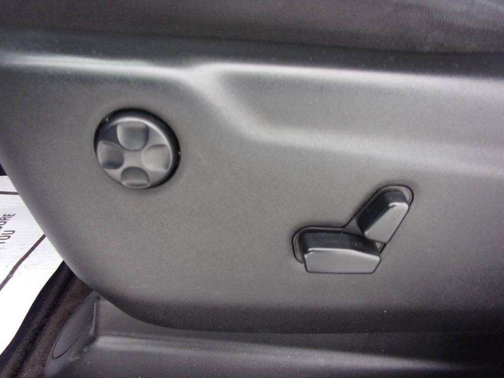 used 2019 Jeep Grand Cherokee car, priced at $17,999