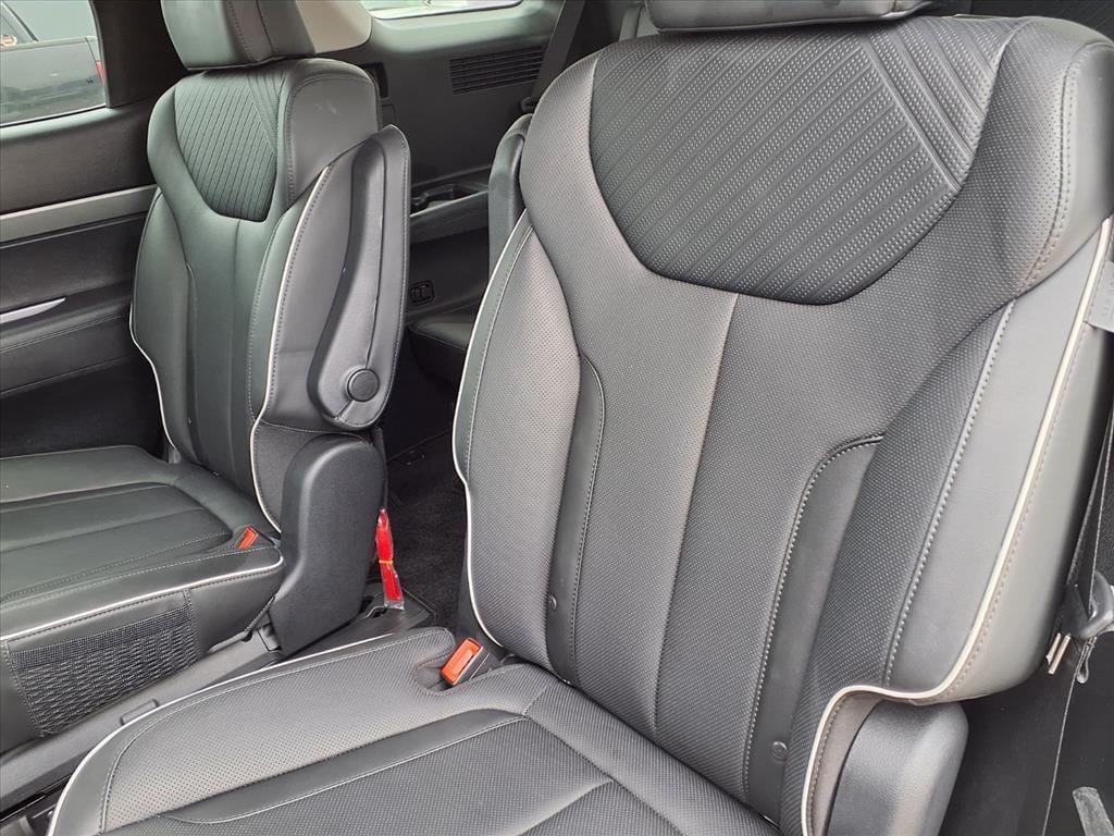 used 2023 Hyundai Palisade car, priced at $31,800