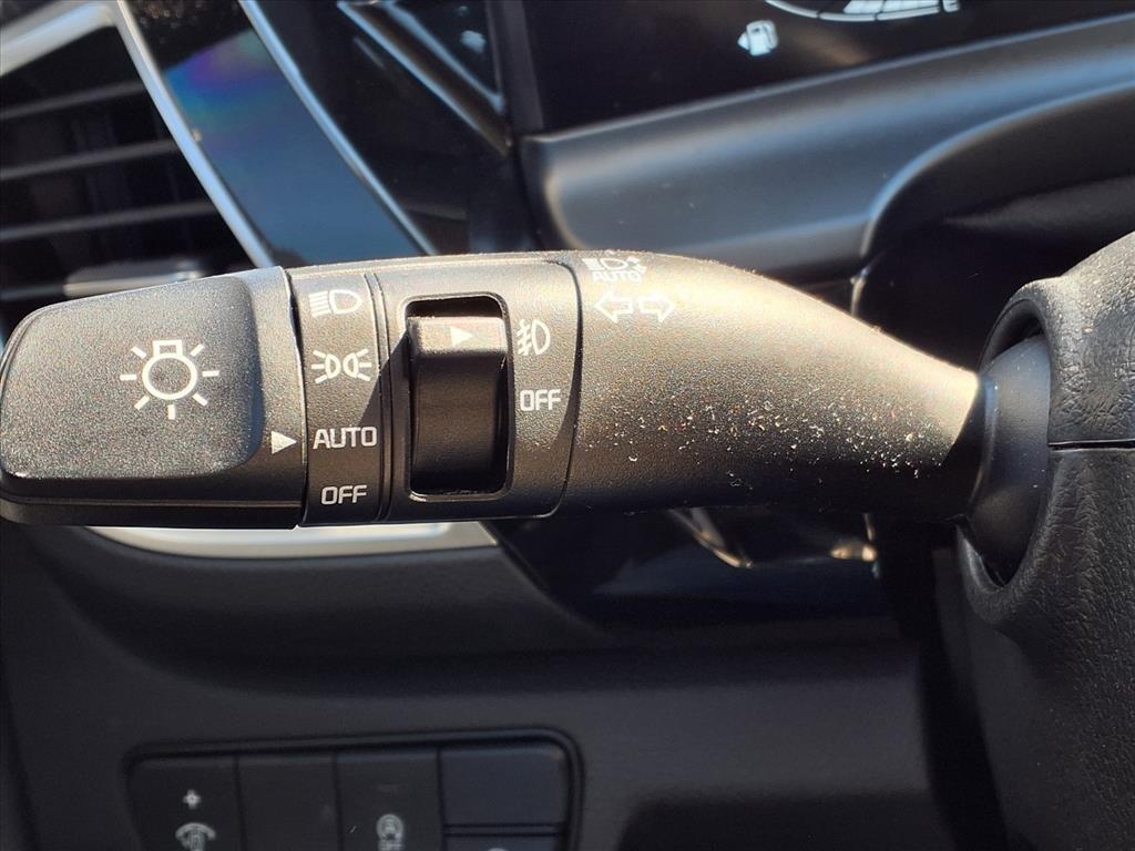 used 2025 Kia Seltos car, priced at $24,900