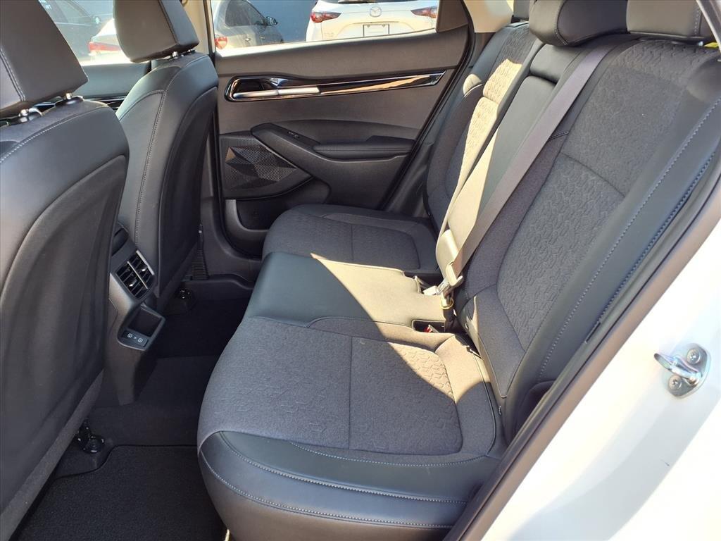 used 2025 Kia Seltos car, priced at $24,900