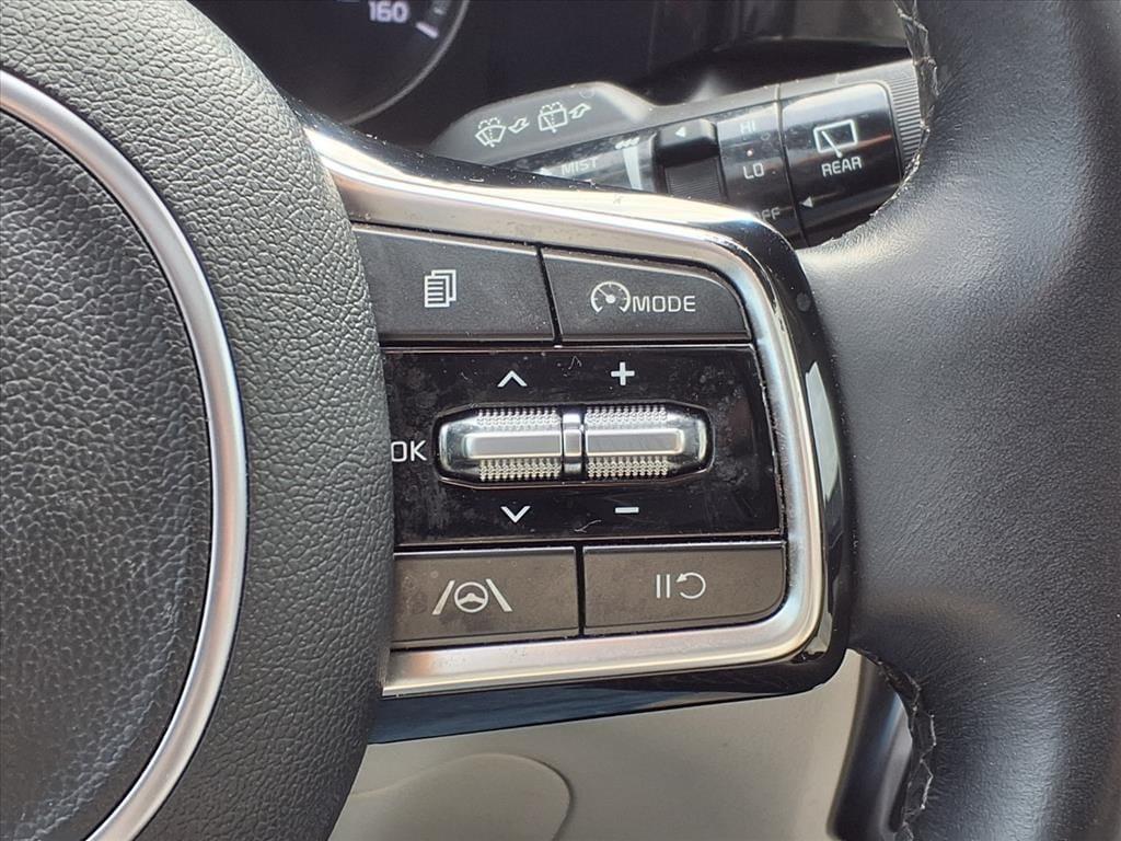 used 2023 Kia Sorento car, priced at $23,900