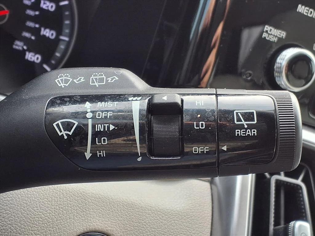 used 2023 Kia Sorento car, priced at $23,900