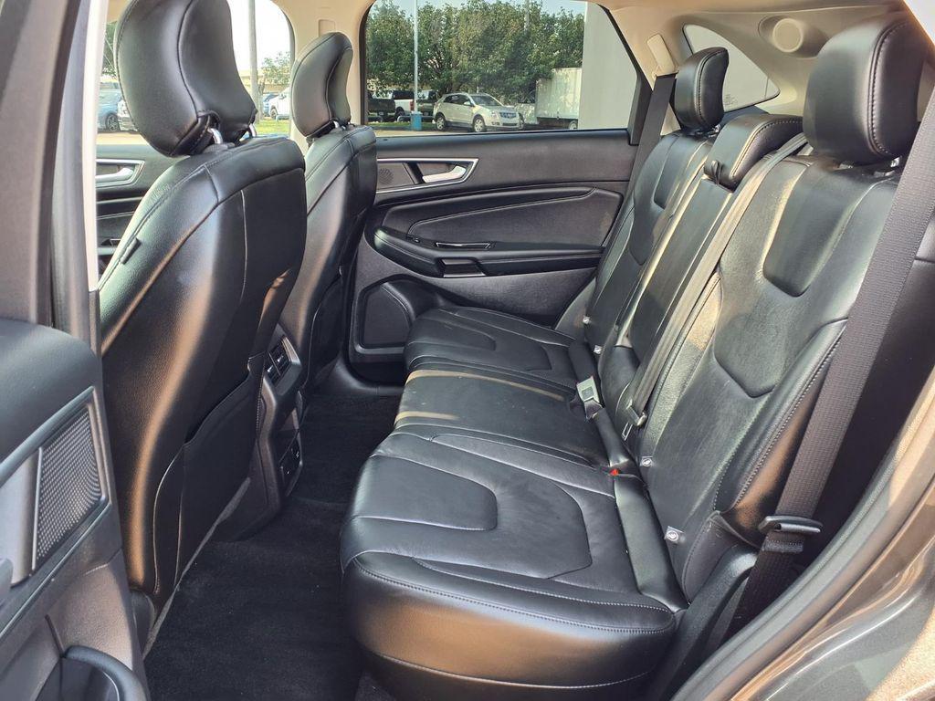 used 2019 Ford Edge car, priced at $18,125