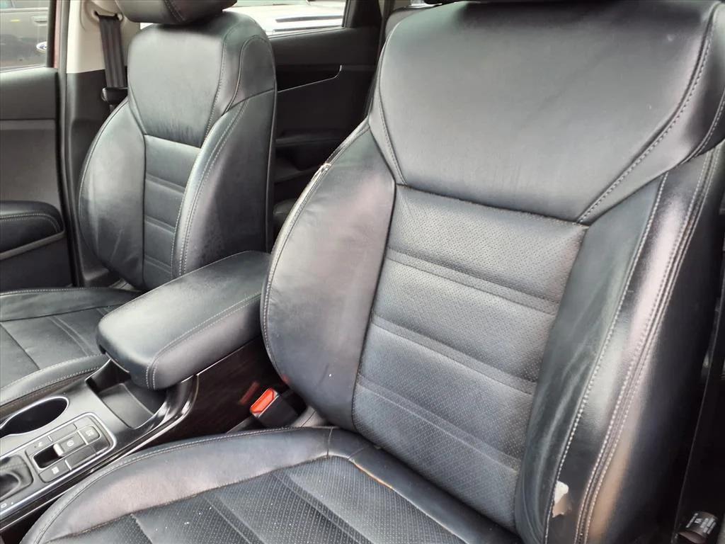 used 2019 Kia Sorento car, priced at $11,900