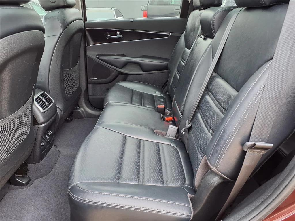 used 2019 Kia Sorento car, priced at $11,900