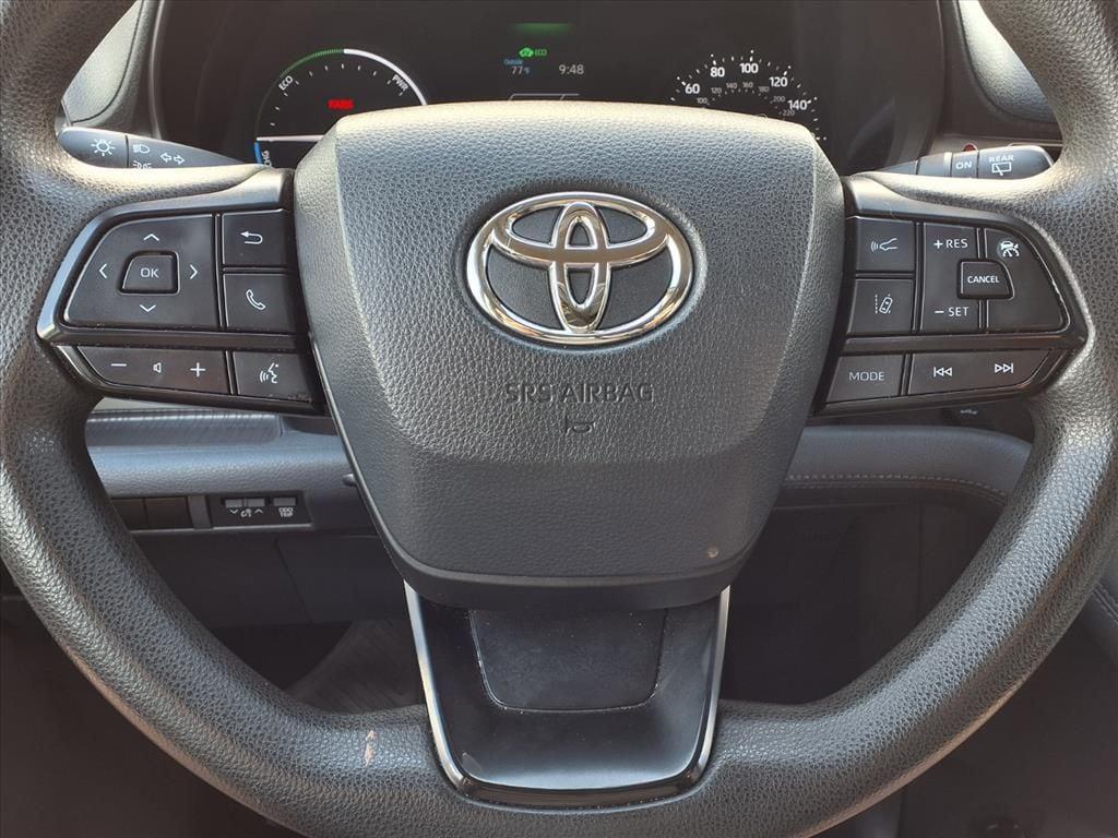 used 2023 Toyota Sienna car, priced at $34,600