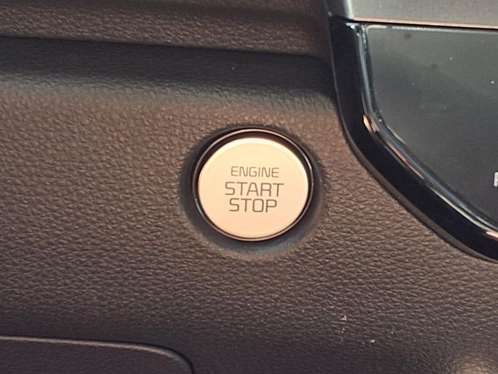 used 2026 Kia Carnival Hybrid car, priced at $50,900