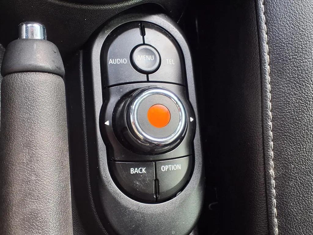 used 2018 MINI Hardtop car, priced at $12,900