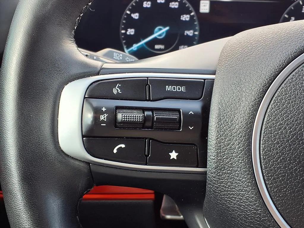 used 2025 Kia Sportage car, priced at $33,800