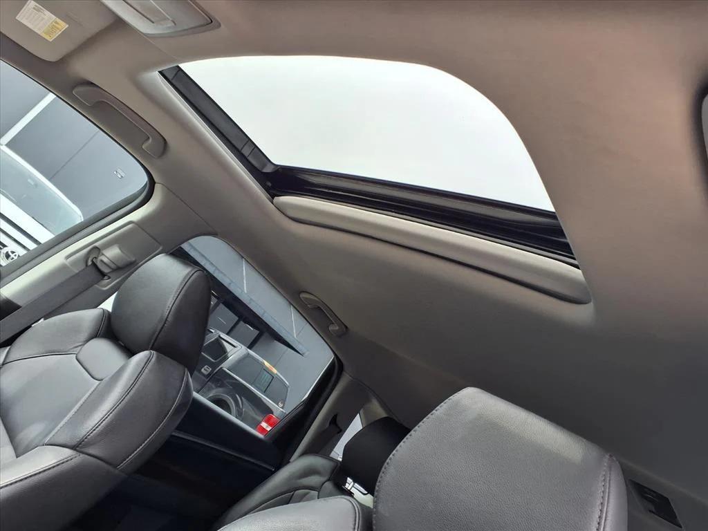 used 2018 Acura MDX car, priced at $19,700