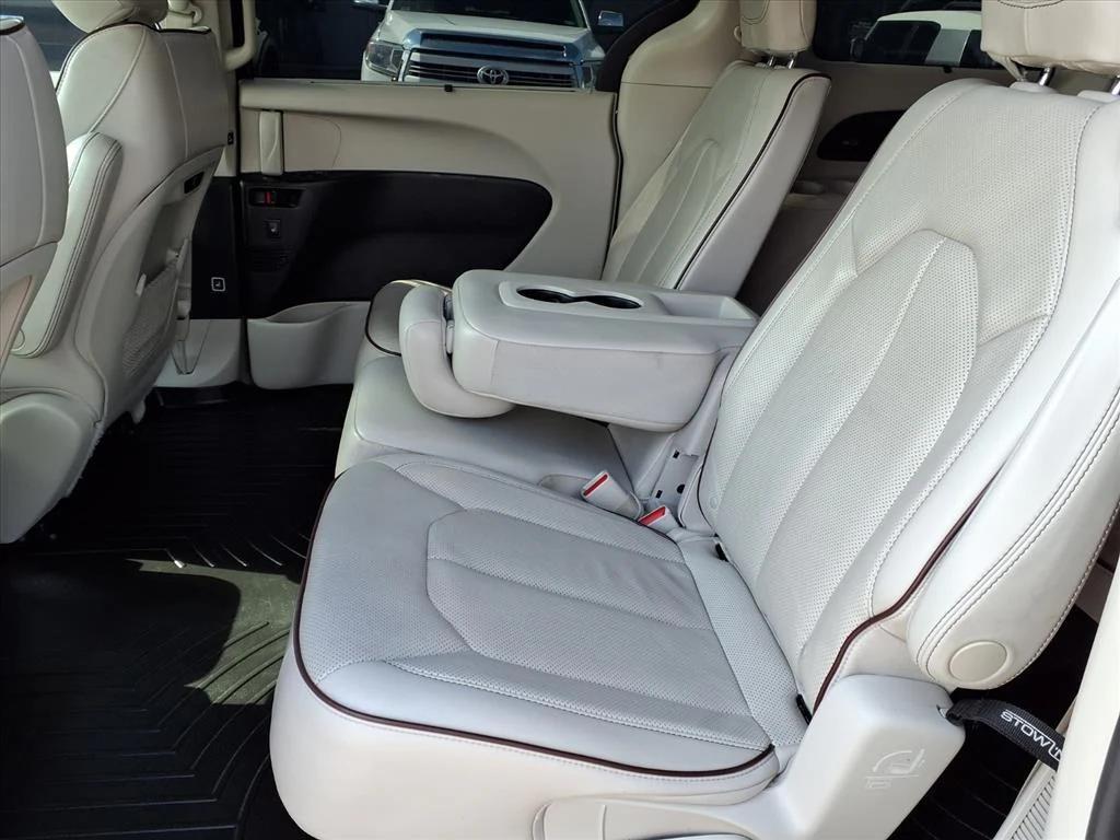 used 2020 Chrysler Pacifica car, priced at $16,500