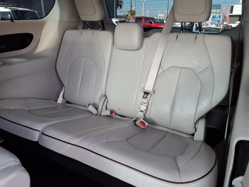 used 2020 Chrysler Pacifica car, priced at $16,500