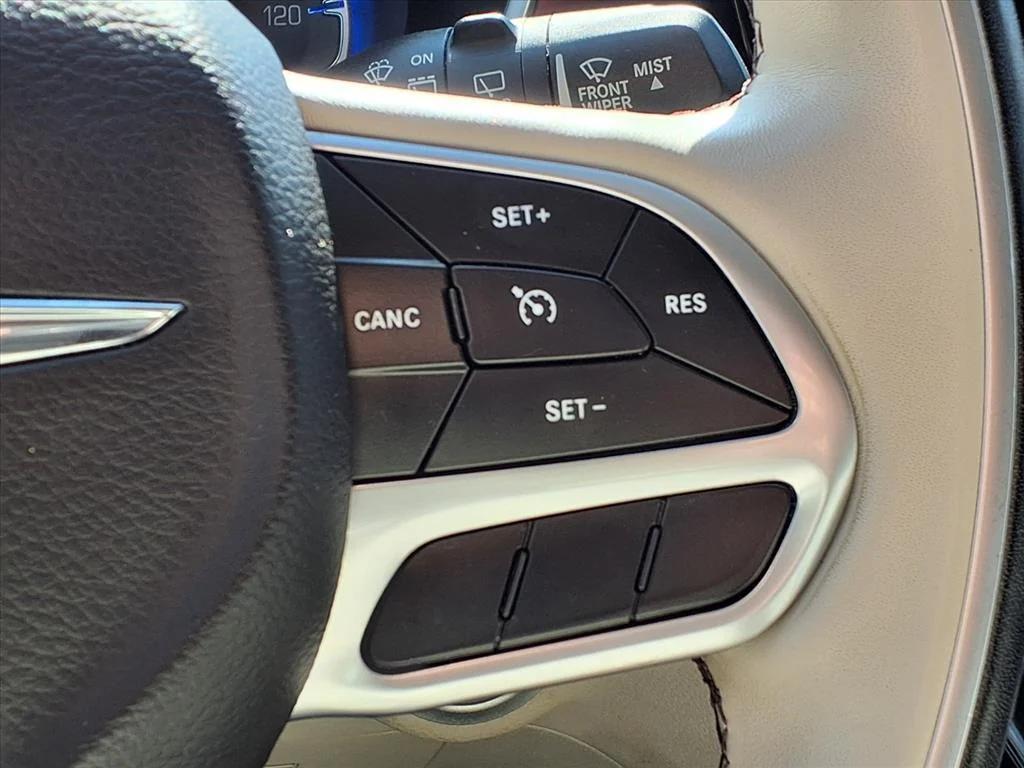 used 2020 Chrysler Pacifica car, priced at $16,500