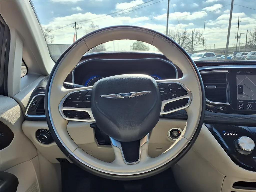 used 2020 Chrysler Pacifica car, priced at $16,500