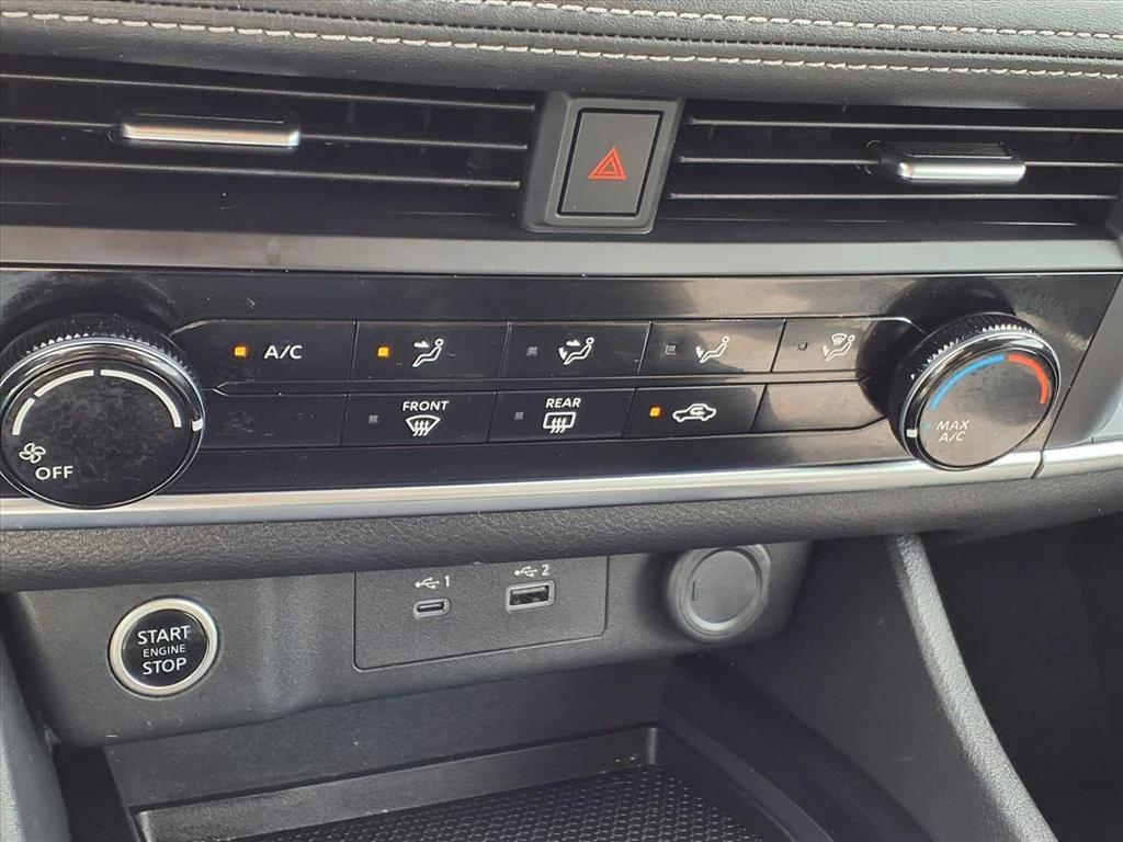 used 2021 Nissan Rogue car, priced at $18,900