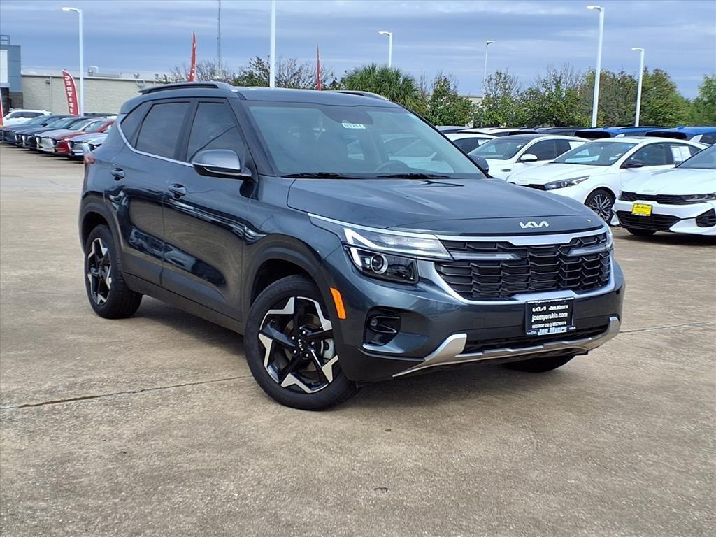 used 2025 Kia Seltos car, priced at $26,400