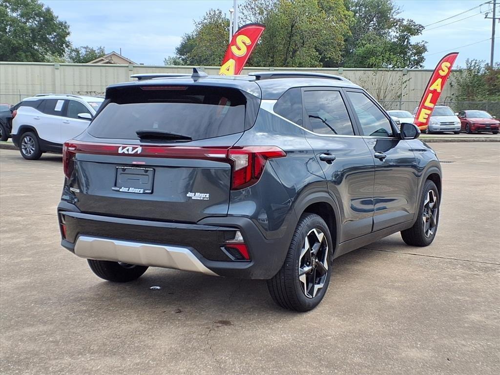 used 2025 Kia Seltos car, priced at $26,400