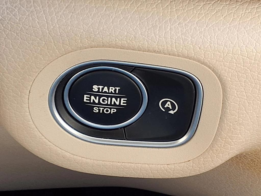 used 2020 Mercedes-Benz GLE 350 car, priced at $28,900