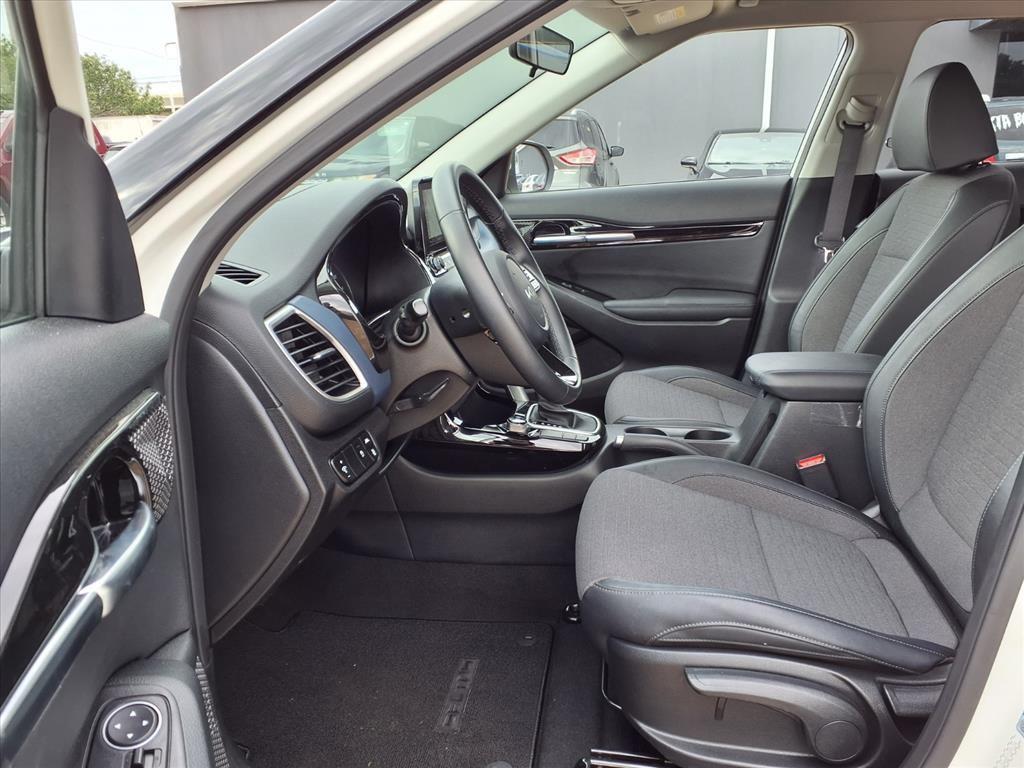 used 2023 Kia Seltos car, priced at $19,900