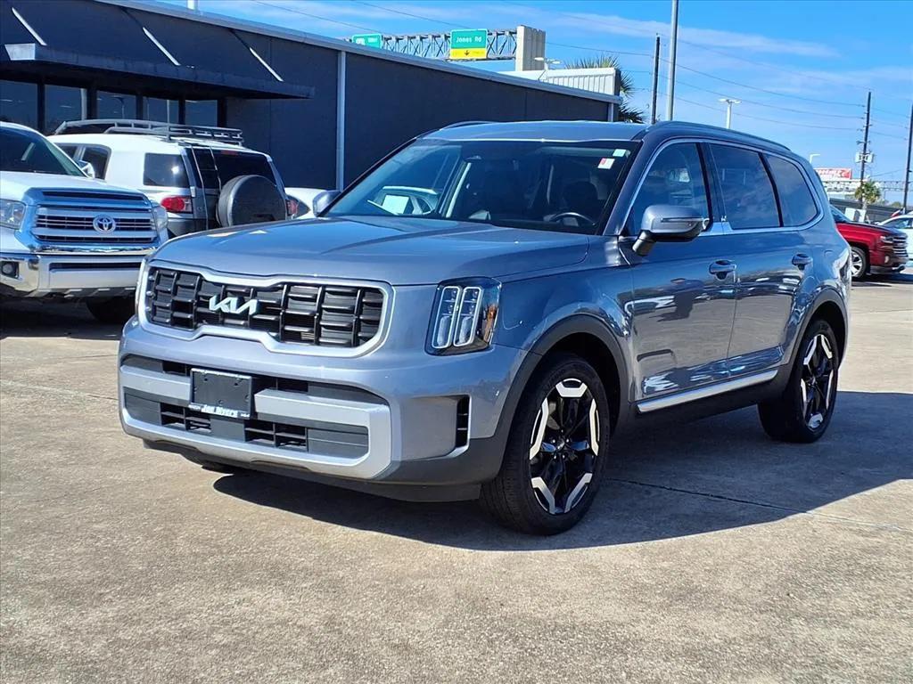 used 2023 Kia Telluride car, priced at $29,600