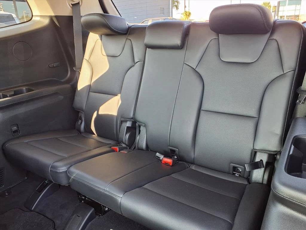 used 2023 Kia Telluride car, priced at $29,600