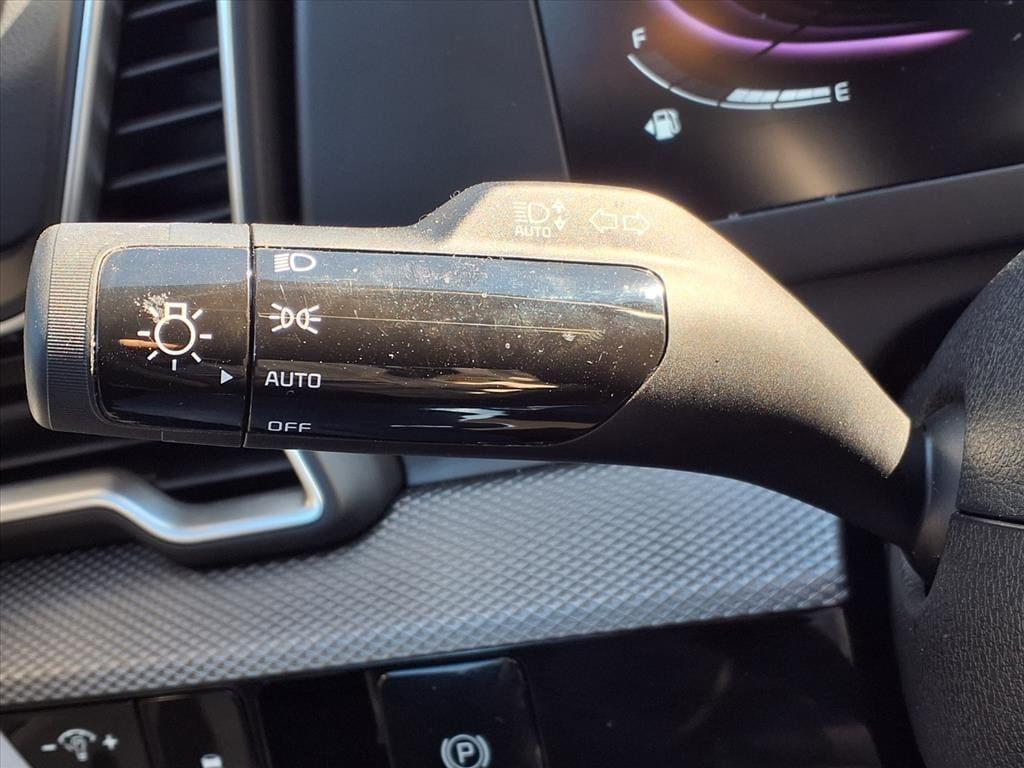 used 2025 Kia Sportage car, priced at $27,300