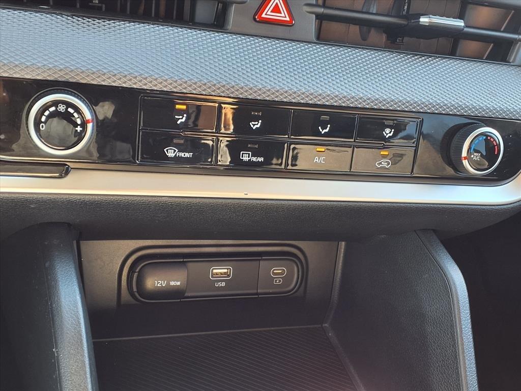 used 2025 Kia Sportage car, priced at $27,300