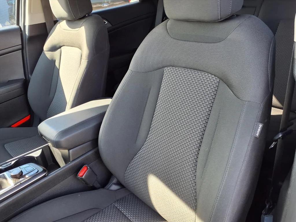 used 2025 Kia Sportage car, priced at $27,300