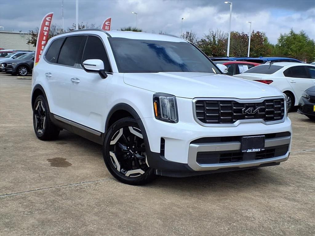 used 2023 Kia Telluride car, priced at $31,600