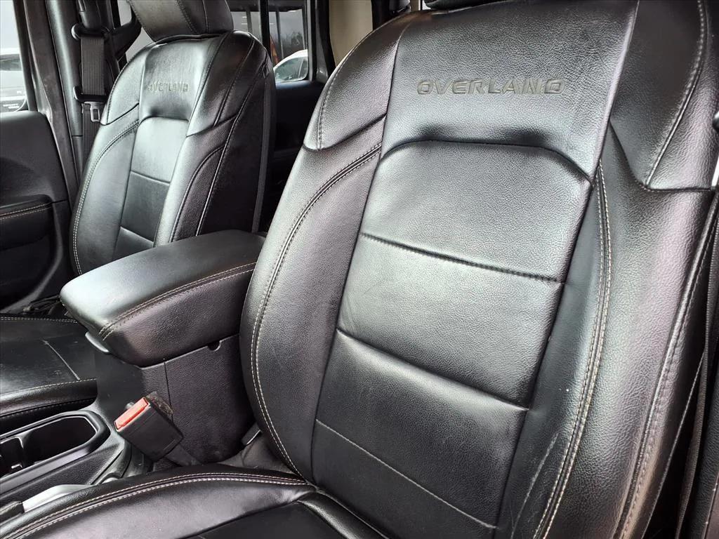 used 2021 Jeep Gladiator car, priced at $28,800