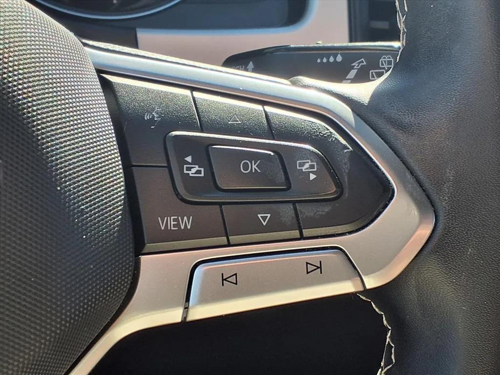 used 2021 Volkswagen Atlas Cross Sport car, priced at $23,900