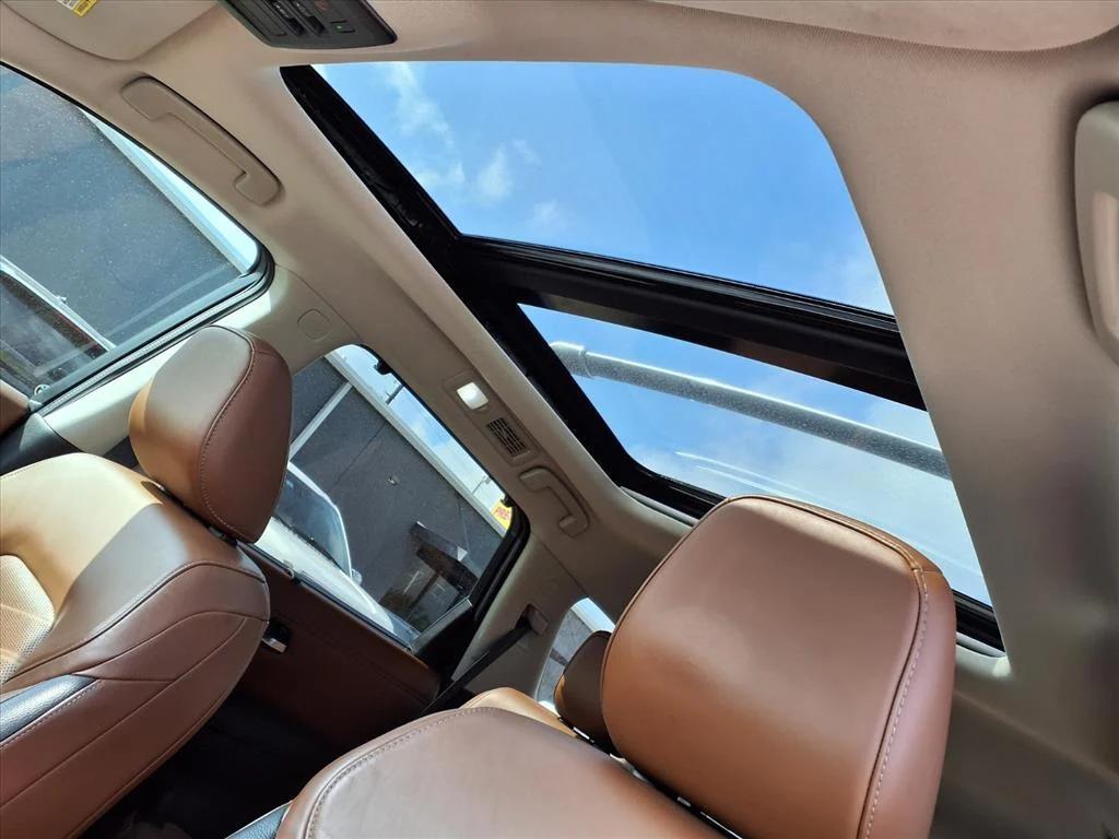 used 2022 Nissan Pathfinder car, priced at $25,900