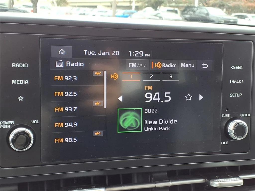 used 2024 Kia Carnival car, priced at $28,500