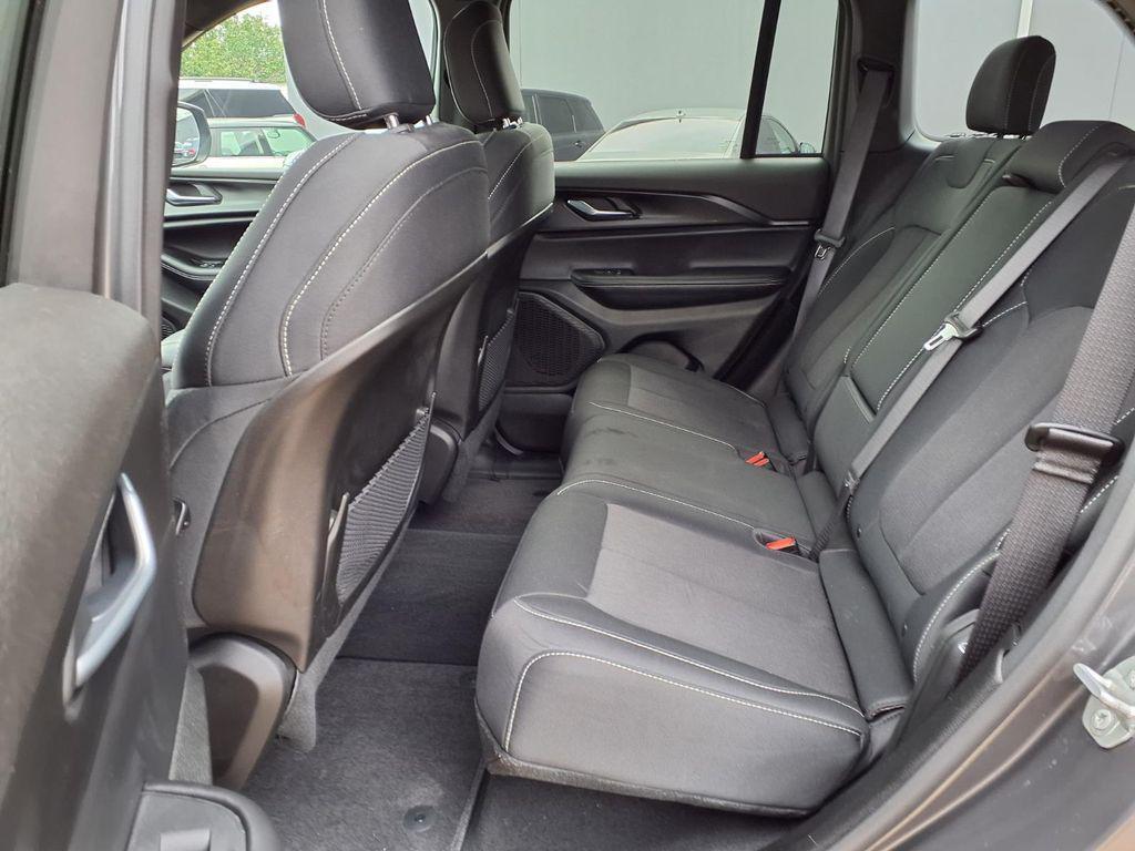 used 2025 Jeep Grand Cherokee car, priced at $29,900