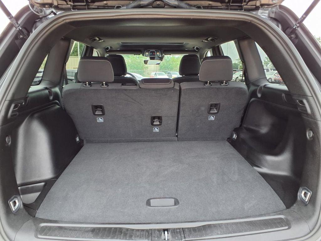 used 2025 Jeep Grand Cherokee car, priced at $29,900