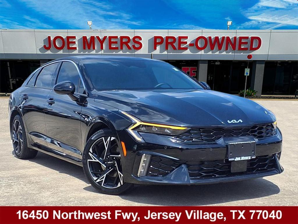 used 2025 Kia K5 car, priced at $28,500
