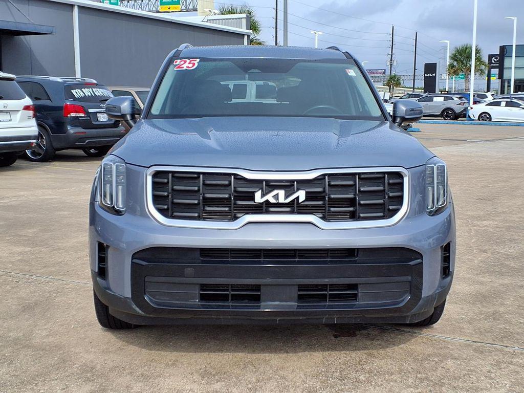 used 2025 Kia Telluride car, priced at $35,300