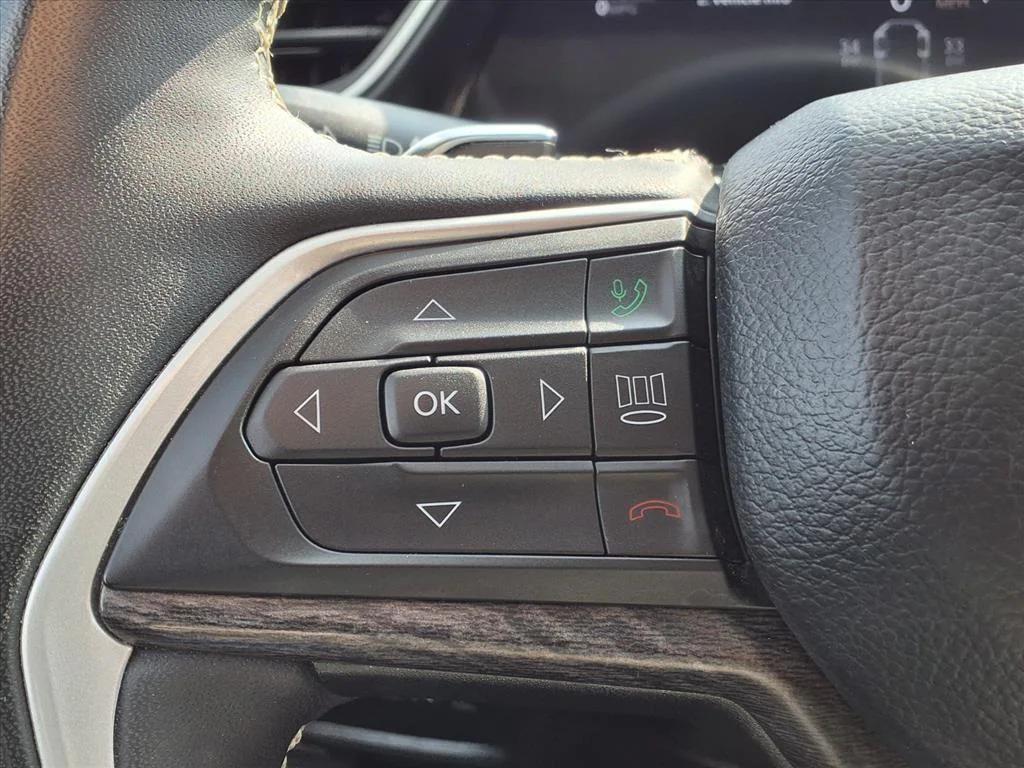 used 2023 Jeep Grand Cherokee L car, priced at $21,900