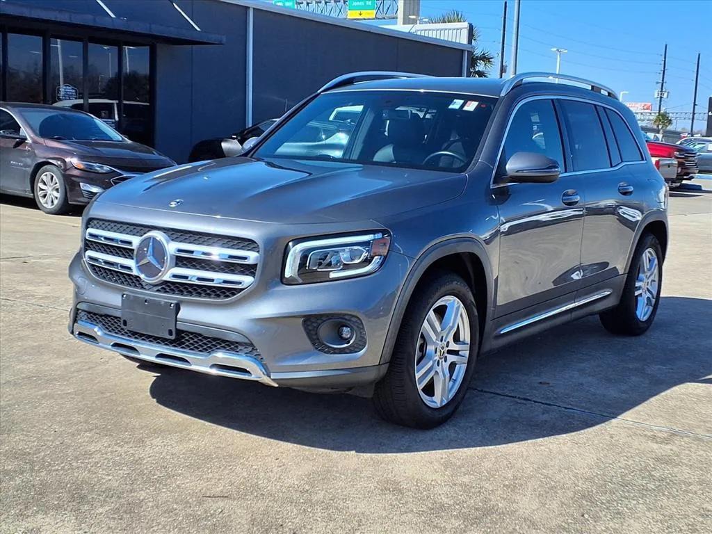 used 2021 Mercedes-Benz GLB 250 car, priced at $25,900