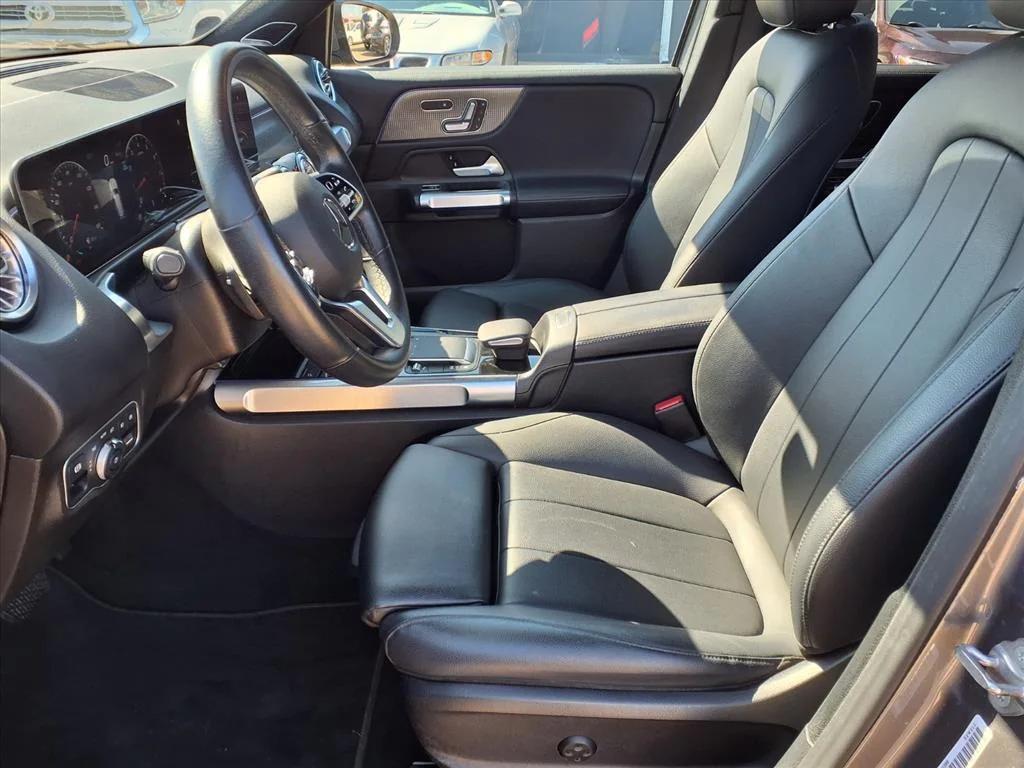 used 2021 Mercedes-Benz GLB 250 car, priced at $25,900