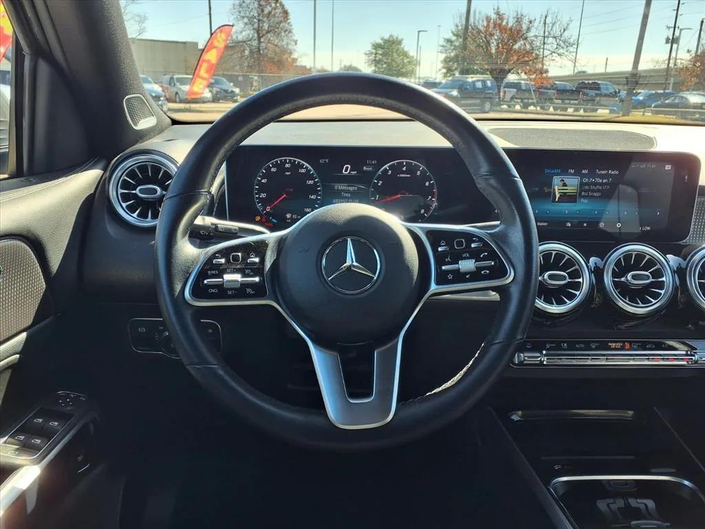 used 2021 Mercedes-Benz GLB 250 car, priced at $25,900