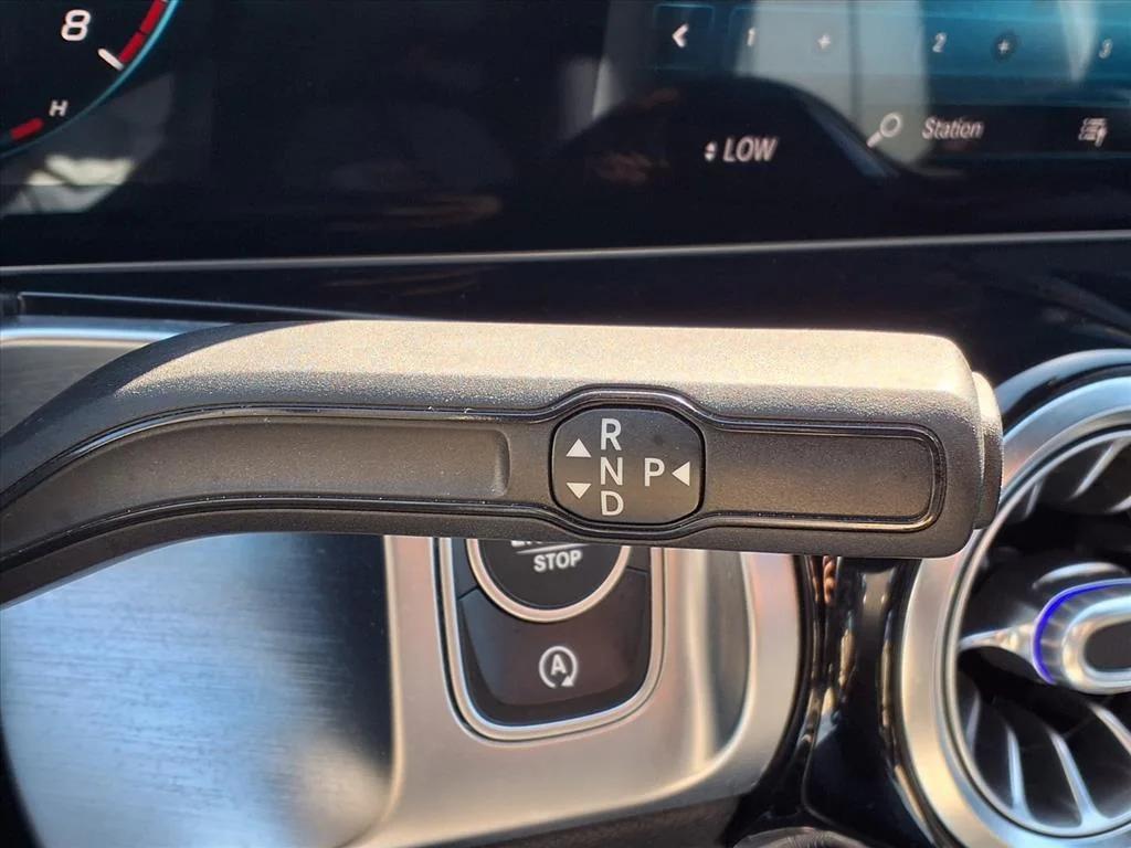 used 2021 Mercedes-Benz GLB 250 car, priced at $25,900