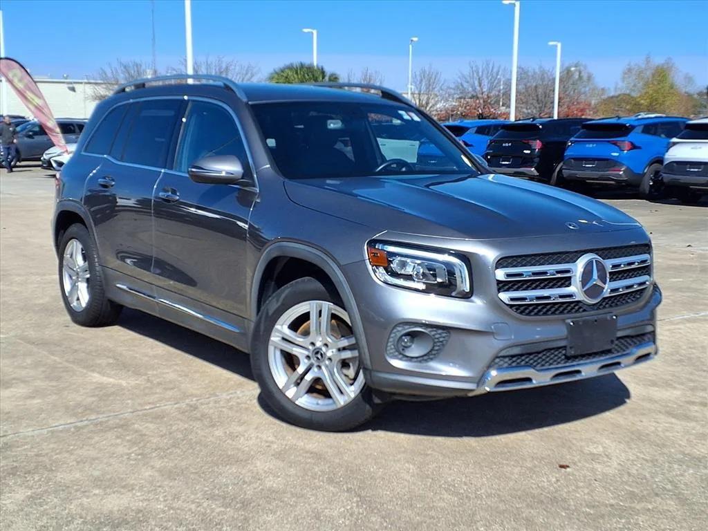used 2021 Mercedes-Benz GLB 250 car, priced at $25,900