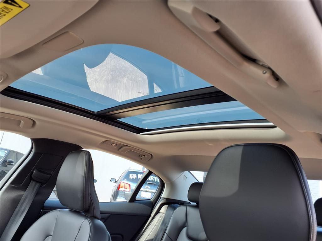 used 2024 Volvo S60 car, priced at $26,900